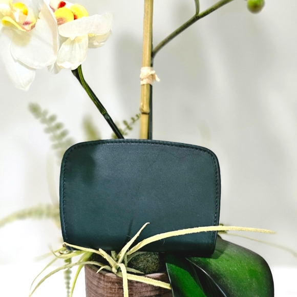 Vintage Coach Zip-Around Compact Wallet Clutch # 7242 (Bottle Green) - Picture 4 of 13